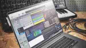 8 Best DAWs for Beginners in 2026: Unleash Your Music Production